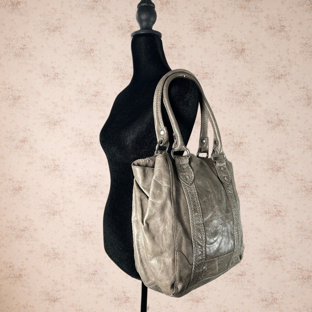 Frye Melissa Ice Gray Leather Shoulder Bag Tote Distressed Slouchy tote